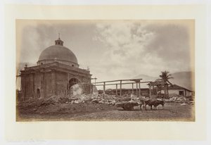 Katedra w La Union, Salwador autorstwa Eadweard Muybridge