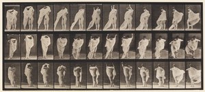 Talerz 416. Toaleta, zakładanie sukni autorstwa Eadweard Muybridge