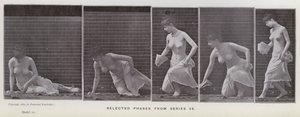 Figura ludzka w ruchu: wybrane fazy z serii 56 (zdjęcie czarno-białe) autorstwa Eadweard Muybridge