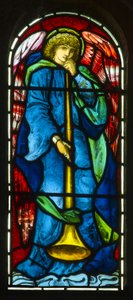 Hoarwithy, St Catherine, Morris & Co., Edward Burne-Jones, Trąbiący Anioł, 1879 autorstwa Edward Burne Jones