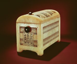 Szkatułka z grobowca Tutanchamona, Nowe Państwo (malowany alabaster)