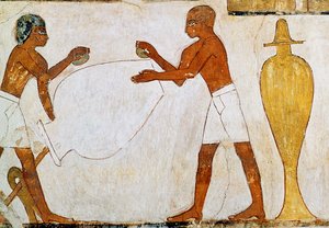 Grawerowanie i polerowanie waz w złocie i srebrze z grobowca Rekhmire autorstwa Egyptian 18th Dynasty