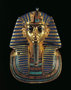 Złota maska ​​​​nagrobna Tutanchamona (1347/1338 p.n.e.) inkrustowana lapis lazuli, obsydianem i turkusem autorstwa Egyptian 18th Dynasty