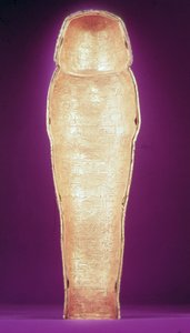 Wnętrze jednej z trumien kanopskich, z grobowca Tutanchamona (ok. 1370-1352 pne) Nowe Królestwo (bite złoto) (patrz także 227991-2)