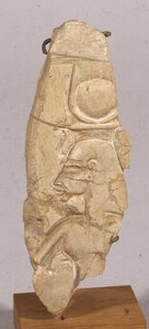Fragment reliefu przedstawiający Nefertiti, z Tell el-Amarna, Nowe Królestwo (wapień) autorstwa Egyptian 18th Dynasty