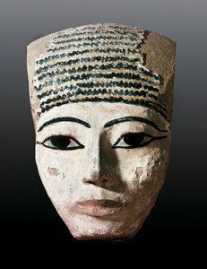 Starożytny Egipt: Portret egipskiego sarkofagu. XVII-XII w. JC. Rzeźba drewniana polichromowana. Monistrol z Montserrat, Muzeum Montserrat. autorstwa Egyptian Egyptian