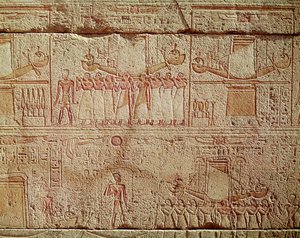 Relief przedstawiający święte łodzie niesione przez kapłanów w procesji, z Sanktuarium Filipa Arrhidaeusa (323-317 pne) Dynastia Macedońska (granit)
