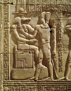 Płaskorzeźba Sobka i Ptolemeusza VI Filometora (180-45 p.n.e.)
