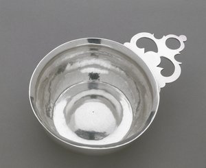 Porringer, ok. 1747-1810 (srebrny) autorstwa Elias Pelletreau
