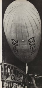 Związek Radziecki zaczął budować sterowce. Ilustracja z ZSRR buduje socjalizm, 1933. autorstwa Eliezer Markowich Lissitzky