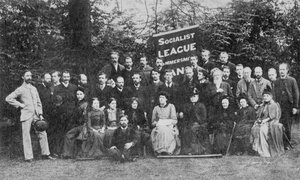 William Morris i Liga Socjalistyczna Hammersmith, ok. 1885 (fot. bw) autorstwa Emery Walker