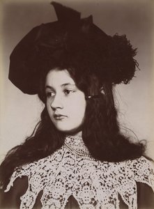 Denise Zola, ca. 1900. autorstwa Emile Zola