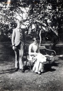 Adrian i Virginia Stephen, 1900 (bw zdjęcie) autorstwa English Photographer