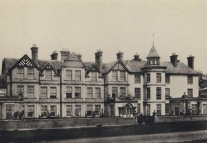 Aldeburgh, Hotel Zamek Wentworth (zdjęcie czarno-białe) autorstwa English Photographer