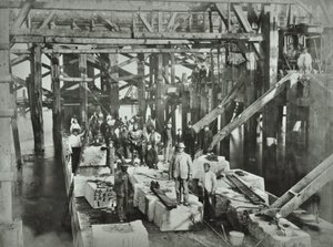 Blackfriars Bridge: robotnicy budowlani, 1869 autorstwa English Photographer