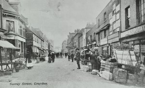 Britannia, Surrey Street, Croydon: targ uliczny, 1890 autorstwa English Photographer