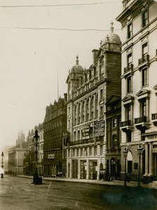 Carlton House, zbudowany na miejscu St Philips Chapel, Regent Street w Londynie, w 1904 r. autorstwa English Photographer