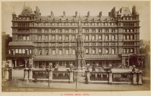 Charing Cross opinie, Londyn autorstwa English Photographer