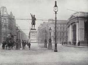 College Green, Dublin, ze statuą Grattana autorstwa English Photographer