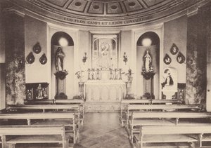 Klasztor Najświętszego Serca, Roehampton: Kaplica Mater Admirabilis (zdjęcie czarno-białe) autorstwa English Photographer