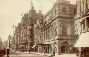 Teatr Dalys i północna strona Leicester Square, Londyn autorstwa English Photographer