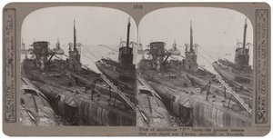 Flota morderczych ?U? łodzie, największe zagrożenie, jakie kiedykolwiek stanęło przed naszym Imperium, poddanie się w Harwich, listopad 1918 (druk stereoskopowy) autorstwa English Photographer