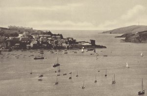 Fowey, Battery i Polruan Tower (zdjęcie czarno-białe) autorstwa English Photographer