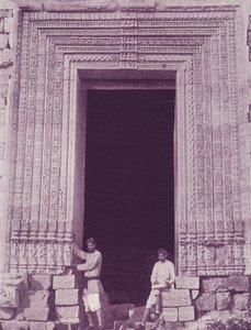 Gateway Black Pagoda, Kanarak autorstwa English Photographer