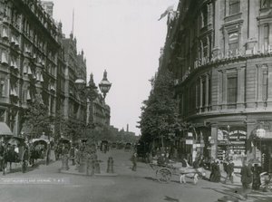 Ogólny widok Northumberland Avenue autorstwa English Photographer