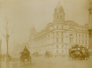 Ogólny widok nowego Biura Wojny w Whitehall autorstwa English Photographer