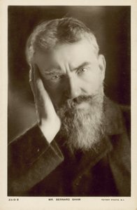 George Bernard Shaw, irlandzki dramaturg (zdjęcie czarno-białe) autorstwa English Photographer