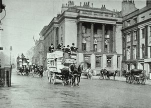 Autobusy konne na Waterloo Place, 1895 autorstwa English Photographer