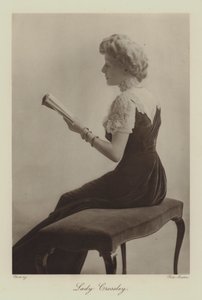Lady Crossley (zdjęcie czarno-białe) autorstwa English Photographer
