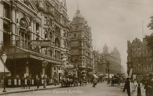 Leicester Square, Londyn autorstwa English Photographer
