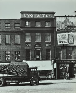 Lyons Coffee House, 7 Blackfriars Road, 1935 autorstwa English Photographer