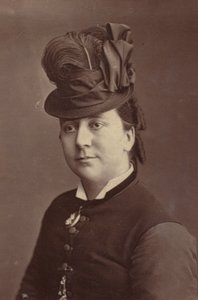 Madame Patey autorstwa English Photographer