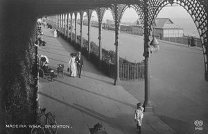 Spacer po Maderze, Brighton autorstwa English Photographer