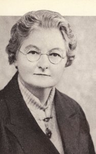 Margaret Bondfield, posłanka Partii Pracy i pierwsza kobieta-minister w rządzie brytyjskim (zdjęcie czarno-białe) autorstwa English Photographer