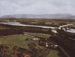 Menai Straits z kolumny Anglesey autorstwa English Photographer