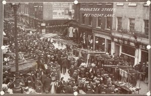Middlesex Street na Petticoat Lane autorstwa English Photographer