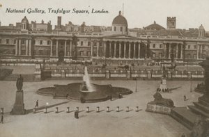 Galeria Narodowa, Trafalgar Square autorstwa English Photographer