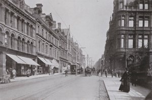 Newcastle, Grainger Street, West (zdjęcie czarno-białe) autorstwa English Photographer