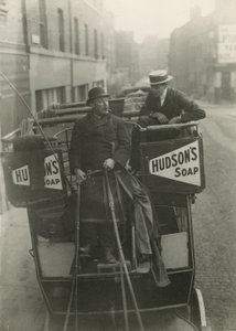 Omnibus i kierowca autorstwa English Photographer