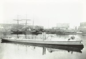 Jeden z trzech torpedowców zbudowanych dla rządu portugalskiego, Londyn, 1881 r. autorstwa English Photographer