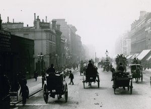 Oxford Street, Londyn; patrząc na zachód autorstwa English Photographer