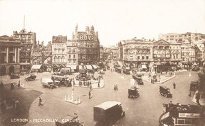 Piccadilly Circus autorstwa English Photographer