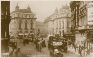 Piccadilly Circus, Londyn autorstwa English Photographer