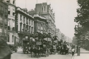 Piccadilly, Londyn autorstwa English Photographer