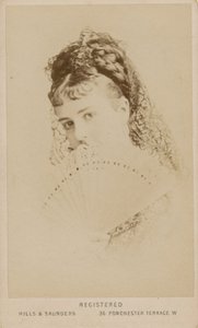 Portret prostytutki Mabel Gray autorstwa English Photographer
