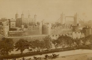 Pocztówka z wizerunkiem Tower of London autorstwa English Photographer